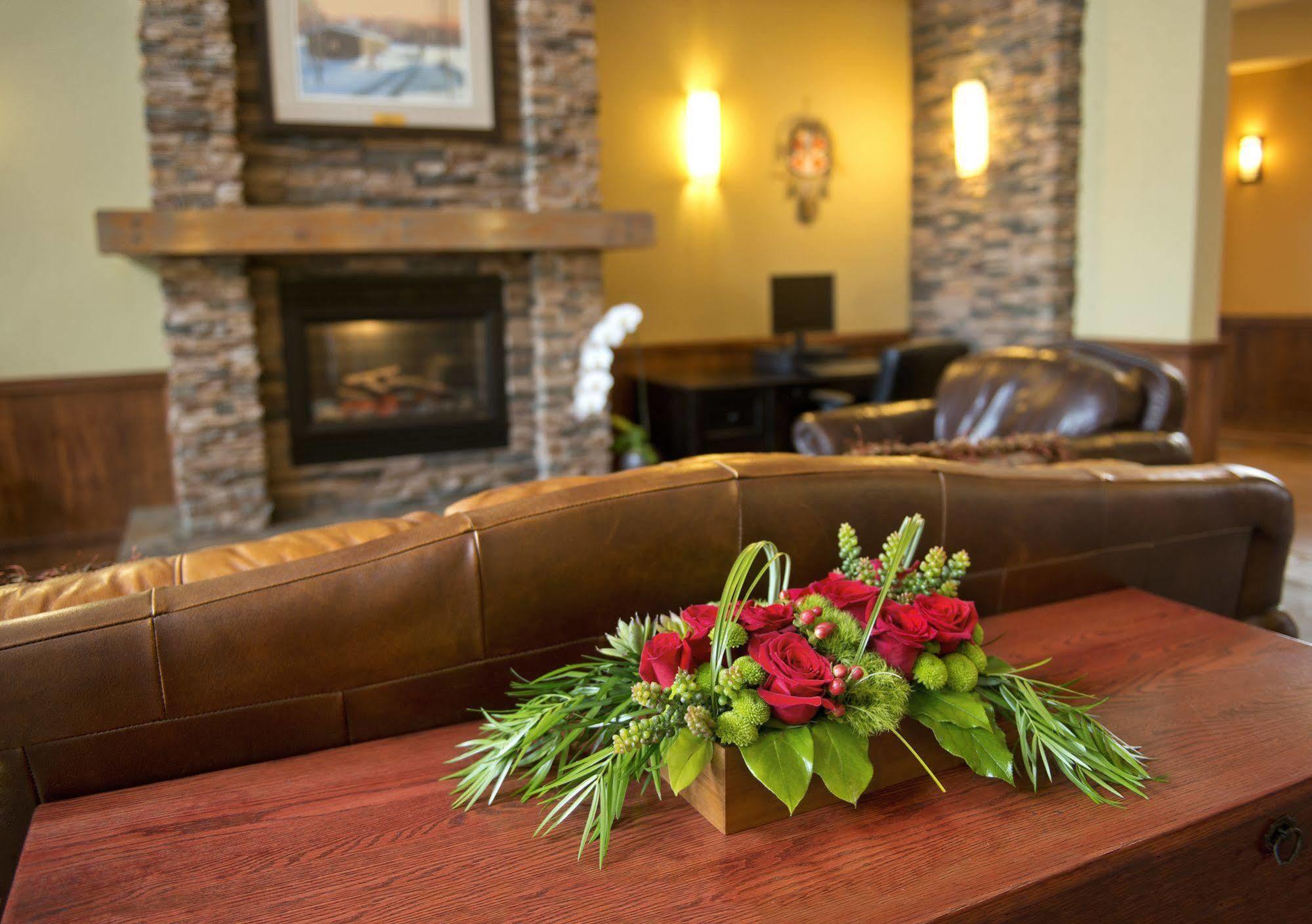 Gold Eagle Lodge North Battleford Exteriér fotografie